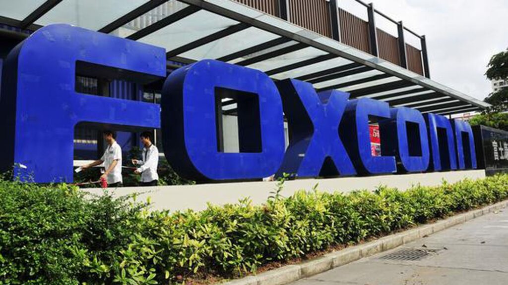 Apple Partner Foxconn to Invest $1.5 Billion in India